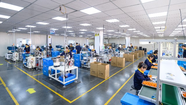 電子零件組裝：自行組裝還是委托加工廠？