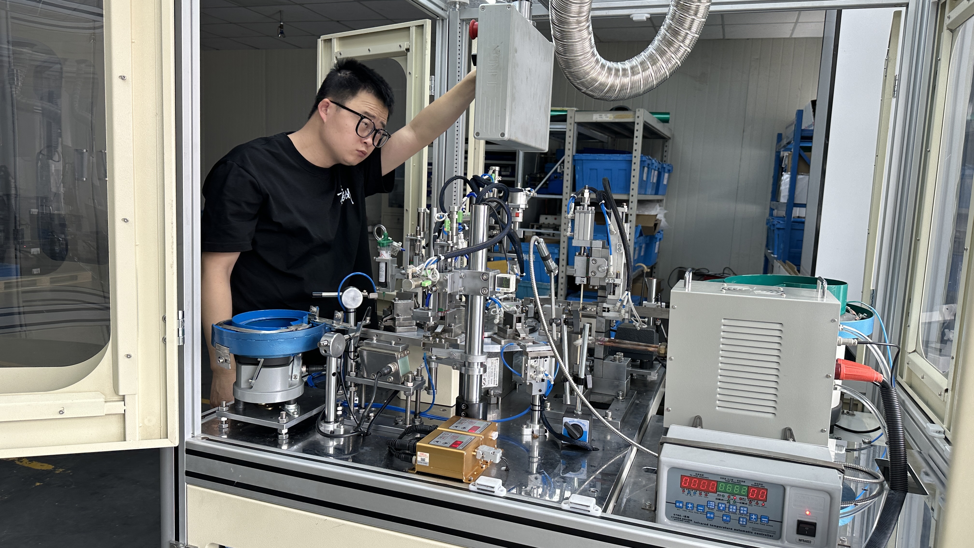 非標自動化設備定制的難點與解決方案